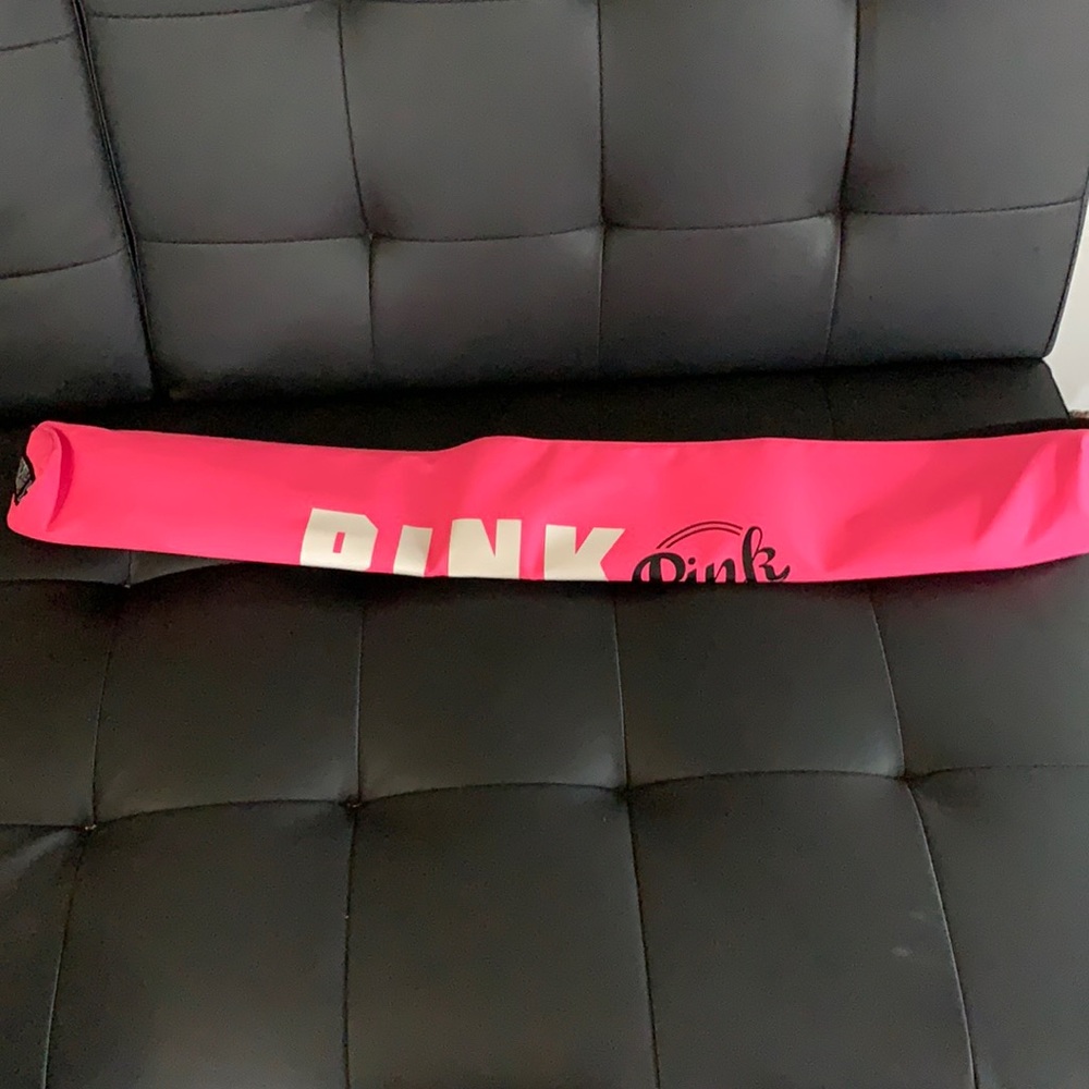 This is a cooler great for moms with a kids or a very active family